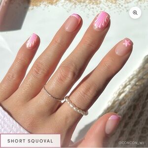 Glamnetic Press On Nails in Blush Dunes